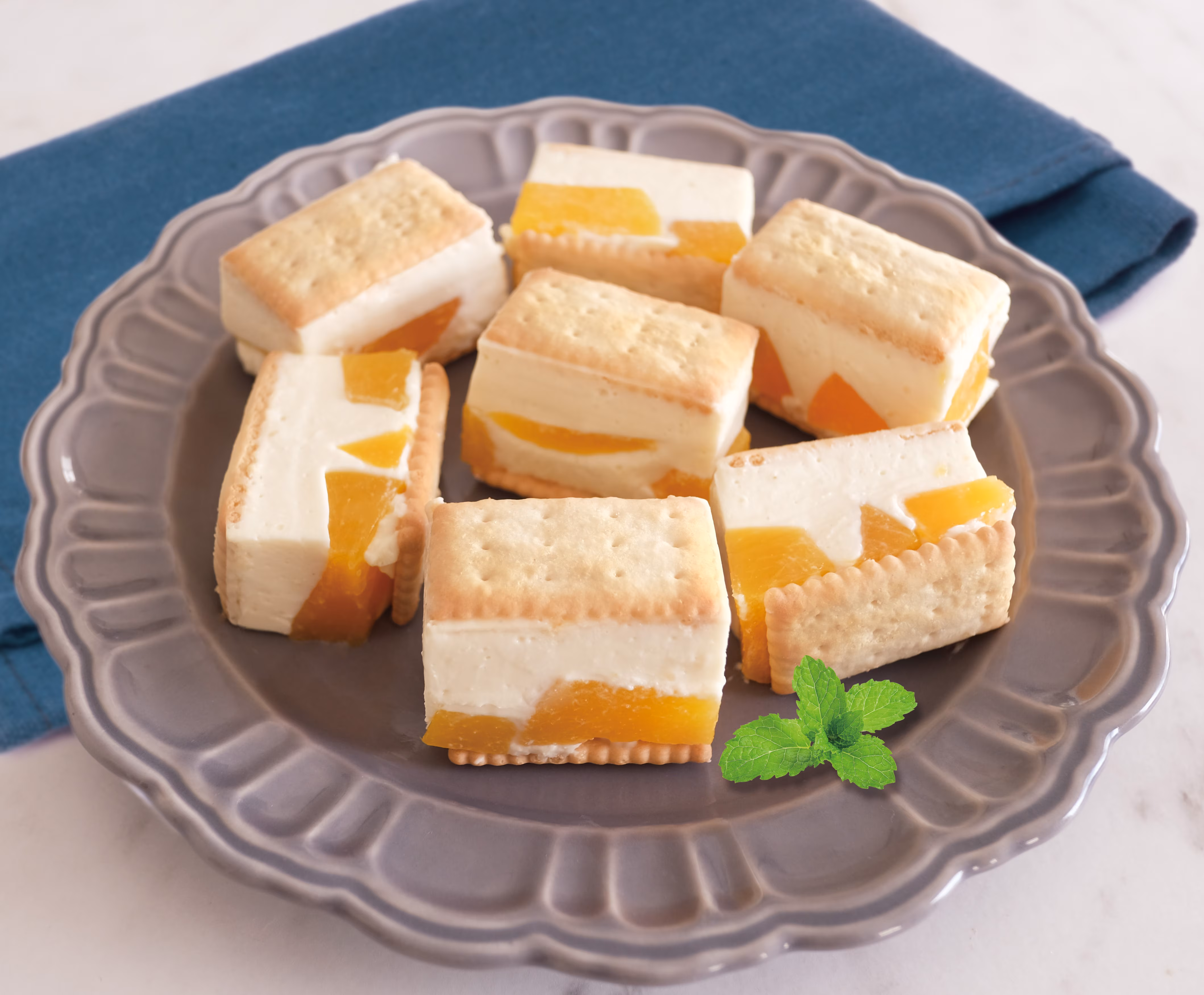 ビスコレアチーズケーキサンド