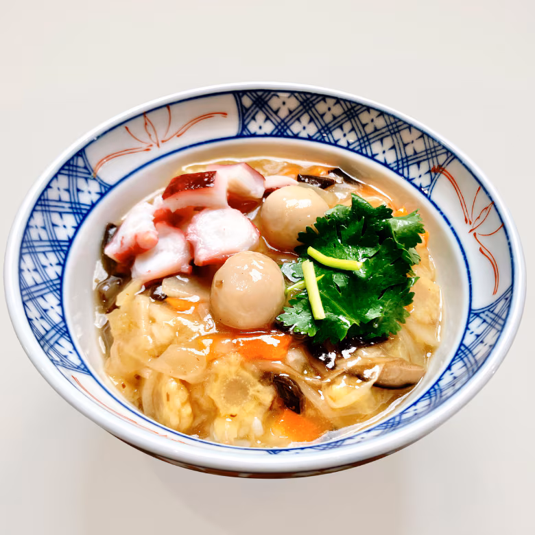 コクヨ洗えるハサミ「チョキ足し」で簡単トッピングより健康的で、美味しい「DONBURI亭　中華丼」