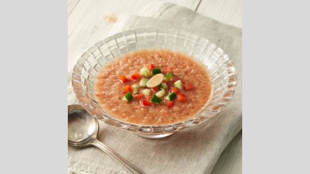 gazpacho-with-tomato-paprika.png (5698)