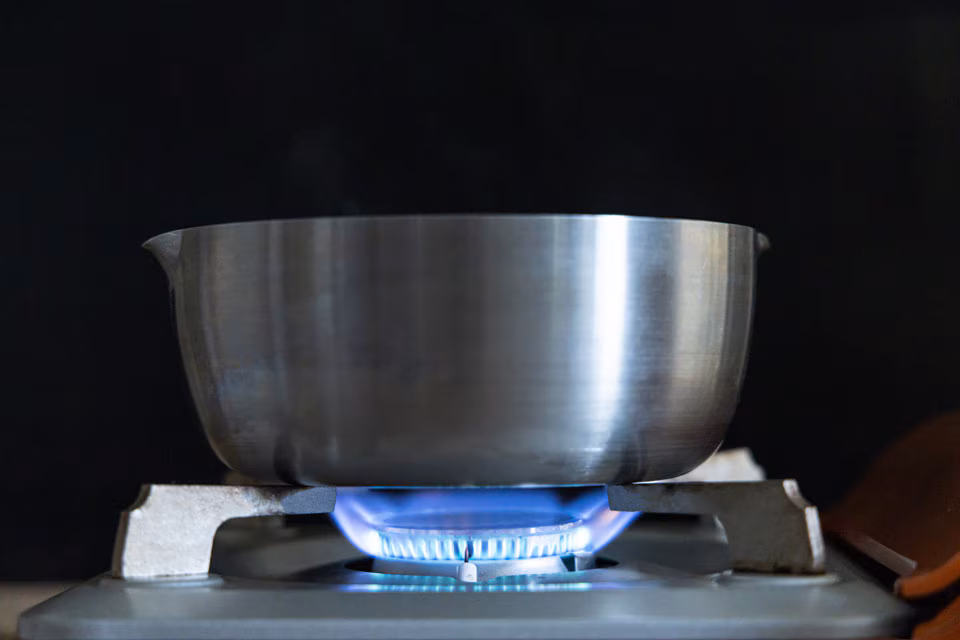 heat_and_water_medium_heat (3365)