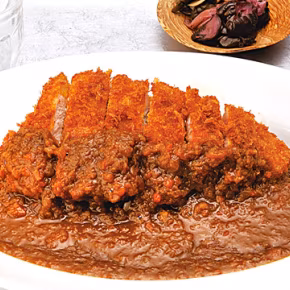 野菜が溶け込んだカツカレー