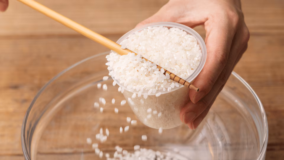 rinse_and_cook_rice_weighing (3321)