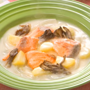 鮭と舞茸のシチュー